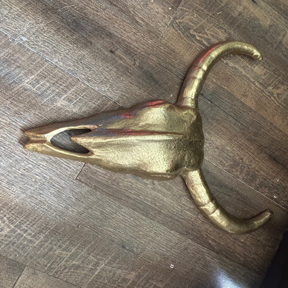Gold tone Cast Metal Steer Skull Wall Hanging Southwestern Decor 11x14.5 Inch